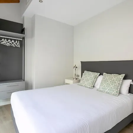 Apart Otel Arenal 3*