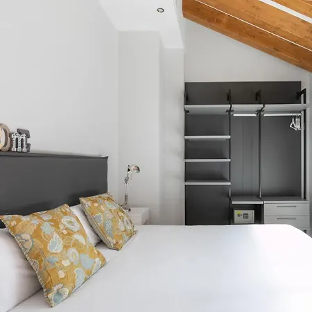 Hotel apartamentowy Arenal 3*